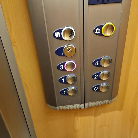 דירה Core Mirrorview-parking And Breakfast