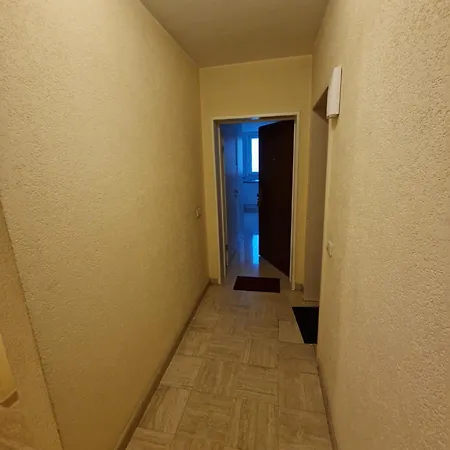 Apartment Core Mirrorview- Breakfast At