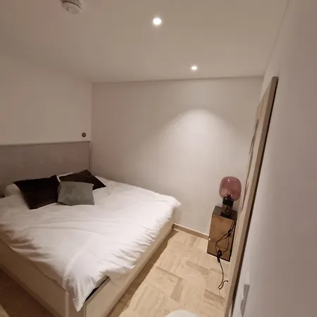 Core Mirrorview- Breakfast At * Lussemburgo