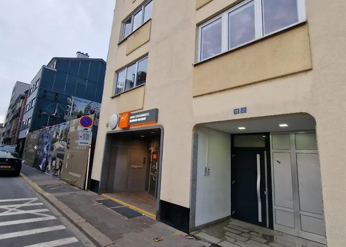 Core Mirrorview- Breakfast At *